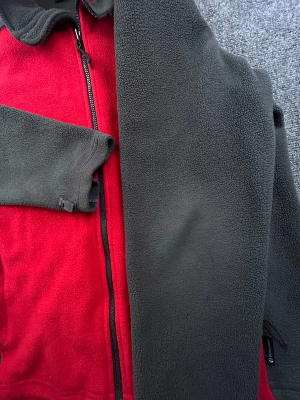 The North Face Jacket Men’s Large Fleece Red Gray Full Zip Long Sleeve w Logo